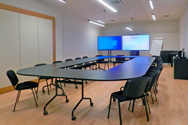 Meeting room at La Cit&eacute; des Associations
